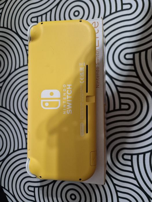 Nintendo switch lite