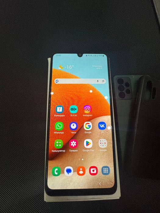 Samsung A32 с коробкой