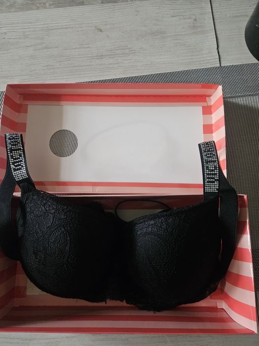 Оригинален комплект Victoria’s Secret