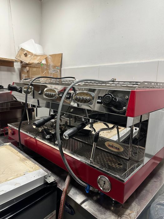 LADETINA кофе машина 3 групный