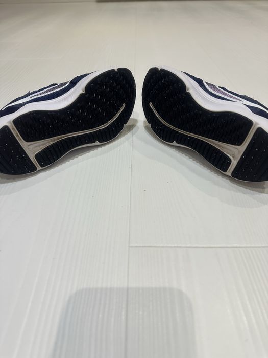 Nike детски маратонки 28 размер