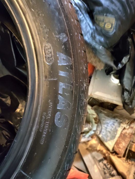 Продам шины 235/55/r19 новые