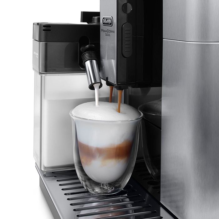 Кофемашина De'longhi ECAM610.75