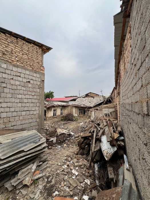 Yer sotiladi 2 sotiq