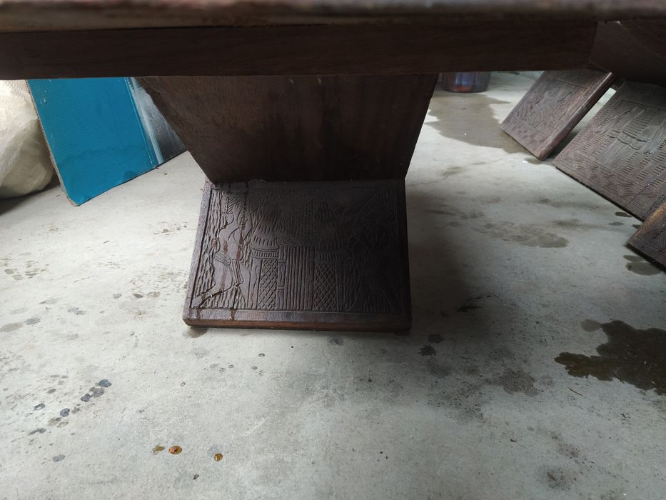 Уникален комплект маса и 4 стола от цяло масивно дърво-РЪЧНА ИЗРАБОТКА