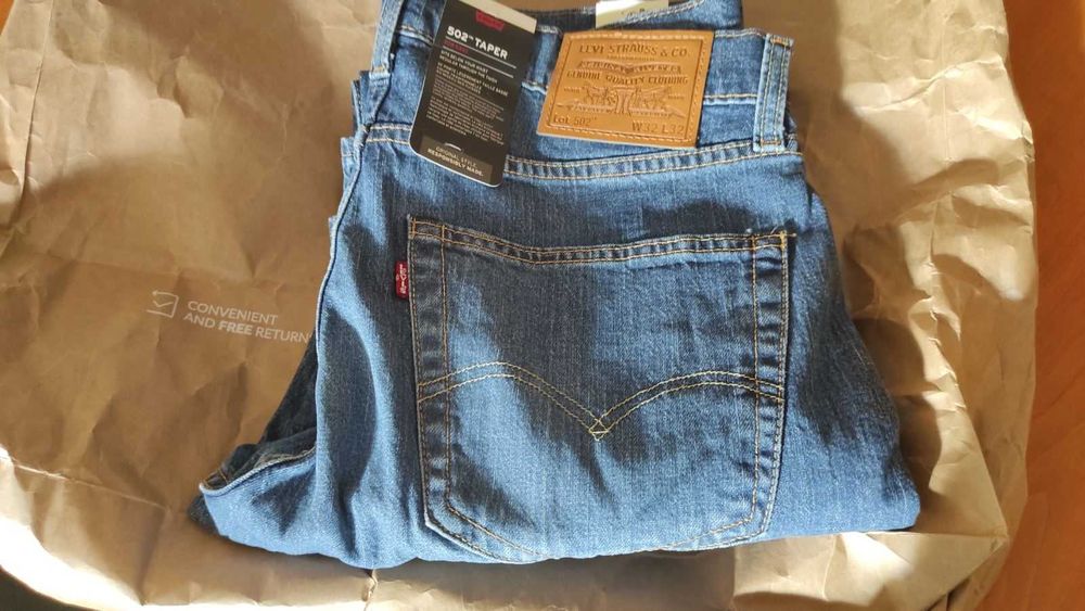 Дънки Levi's 502™ Тъмносин Tapered Fit