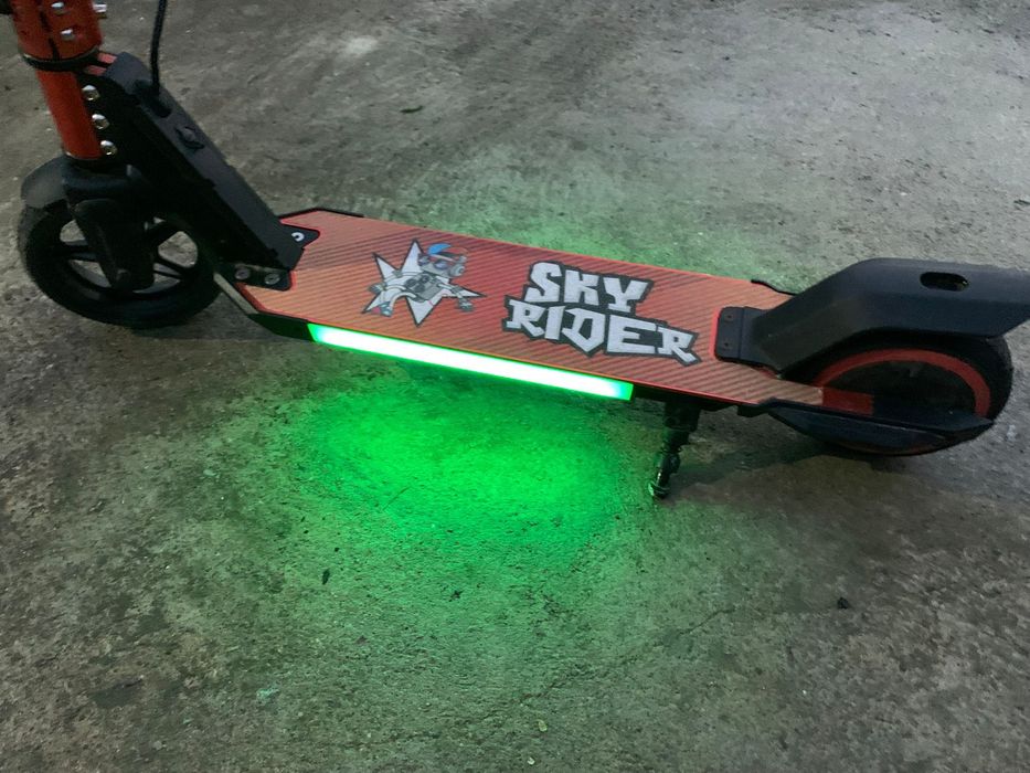 Trotinetă electrica pentru copii