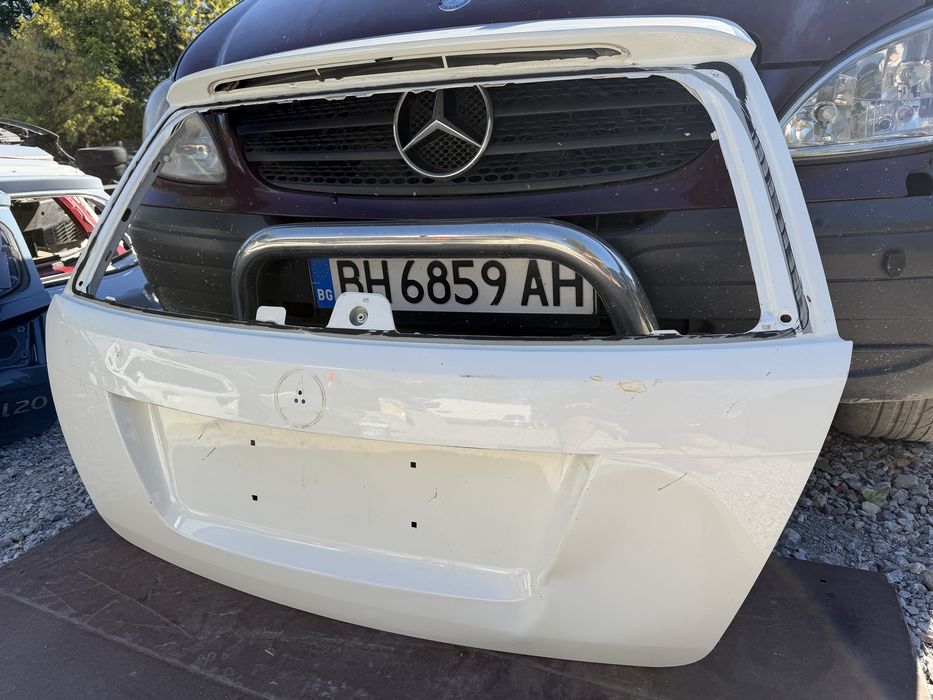 Капак Mercedes C Class W204