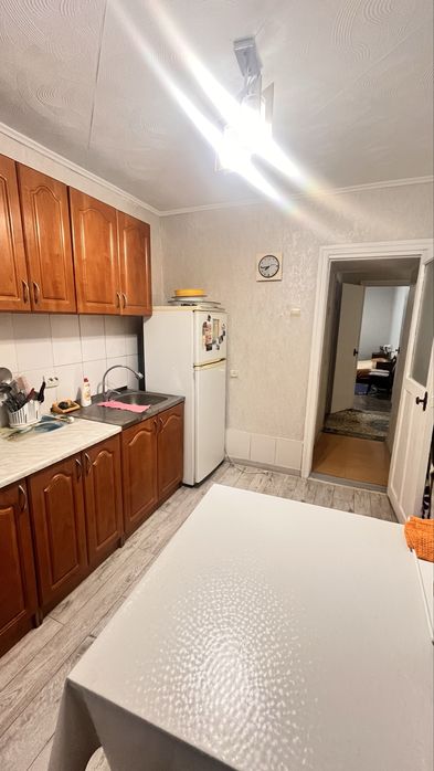 Продам 4 комн квартиру