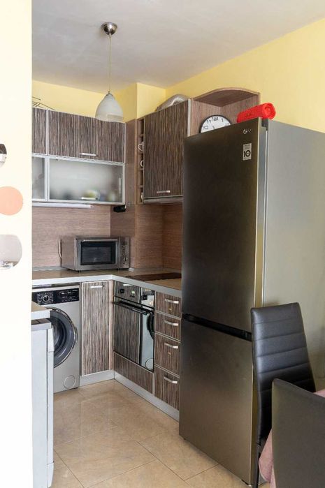 Дава се под наем Двустаен апартамент в София, Център - 60 кв.м за 548.25 € - Снимка #1