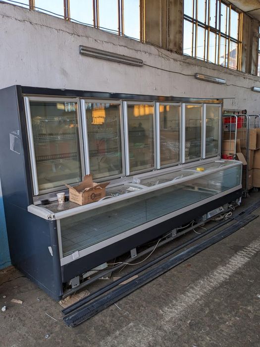 Vitrine frigorifice cu montaj gratis