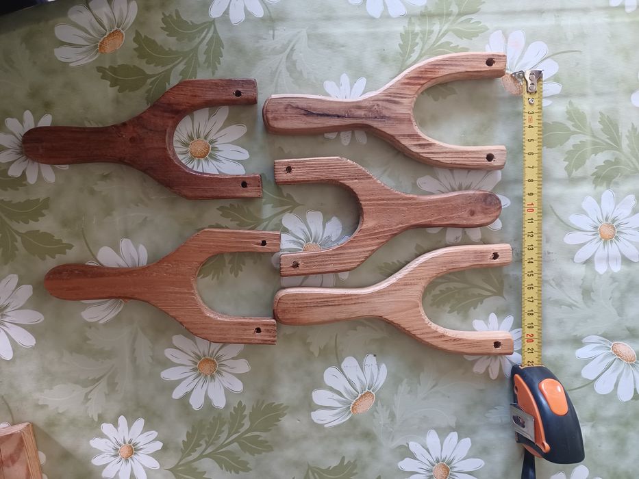 Най-различни фенери.