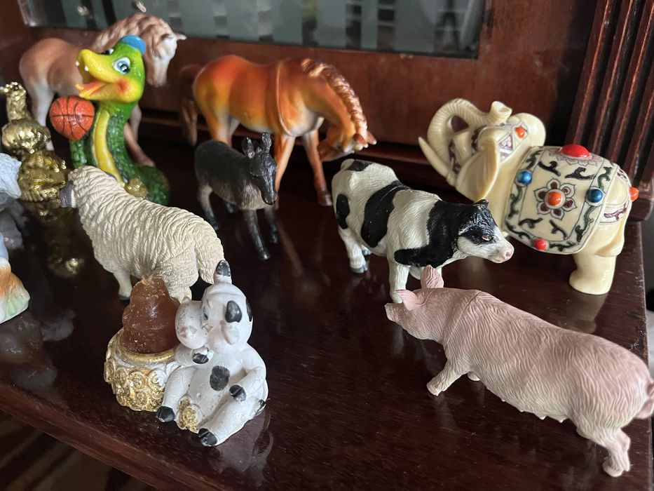 Фигурки животных.