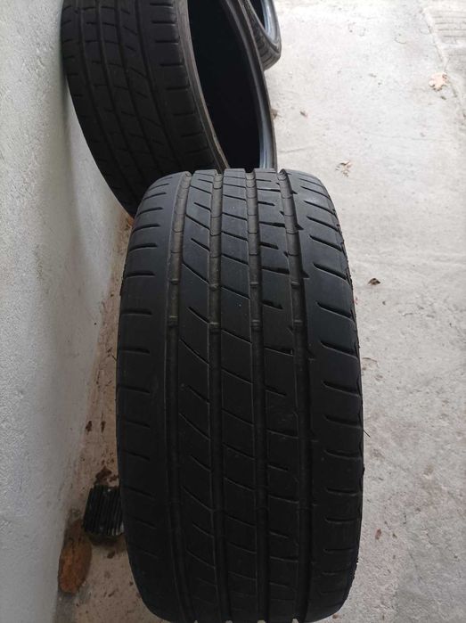 НОВИ 245/40R18 Lassa Driveways Sport