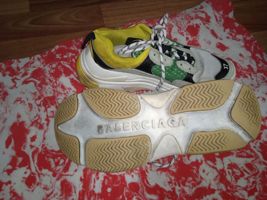Кроссовки. Balenciaga. Б/У