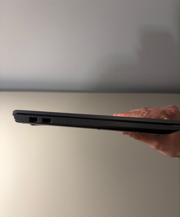 Laptop ASUS VivoBook
