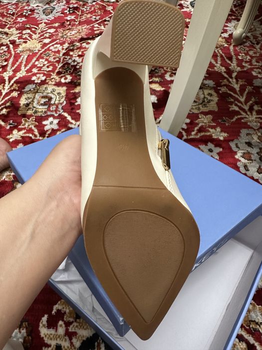 Продам шикарные ботильоны! Новые !