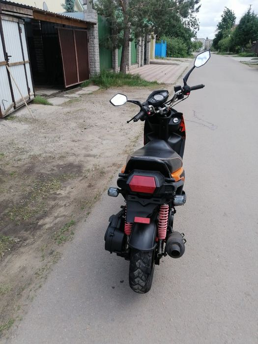 Продам скутер бумер 1.