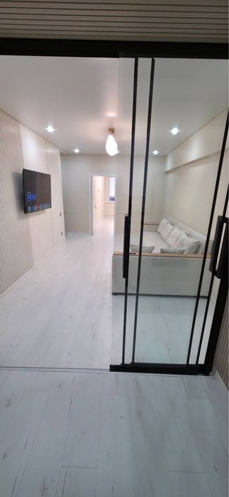 Срочно продажа квартиру Массив Феруза. 2в3/2/4 балкон 2/6