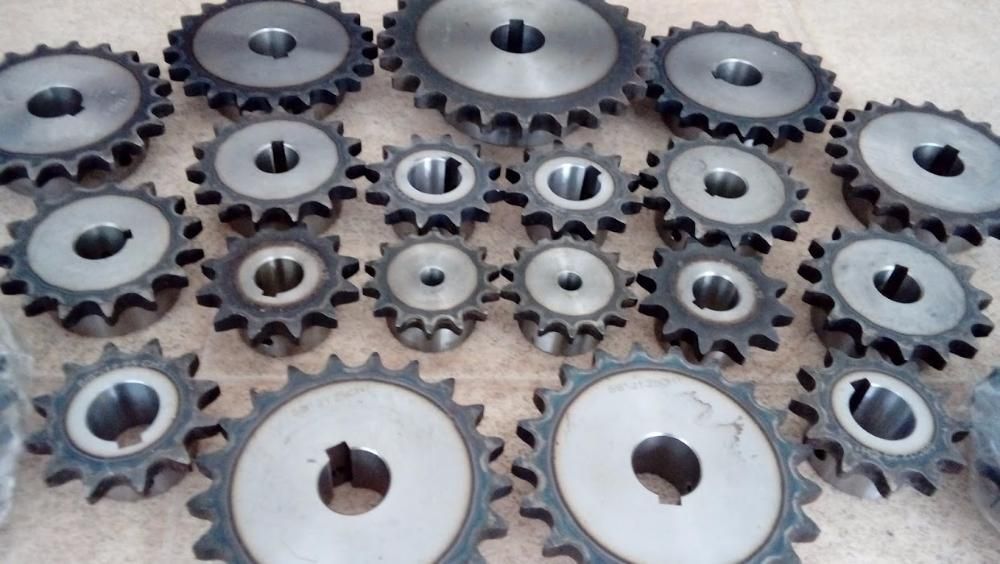 закалени верижни колела с отвор и шпонков канал