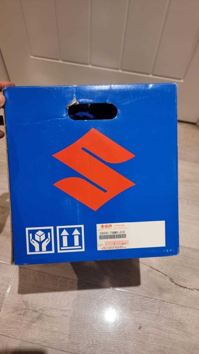 Каска за мотор Сузуки