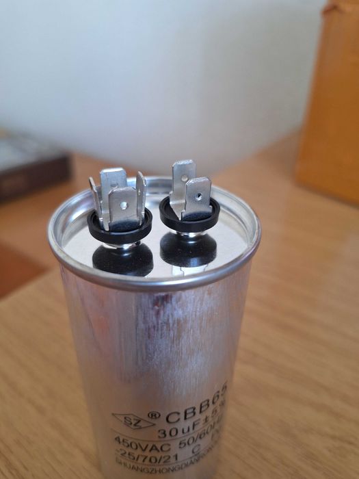 Condensator pornire compresor aer conditionat 30 si 35 μF/450V