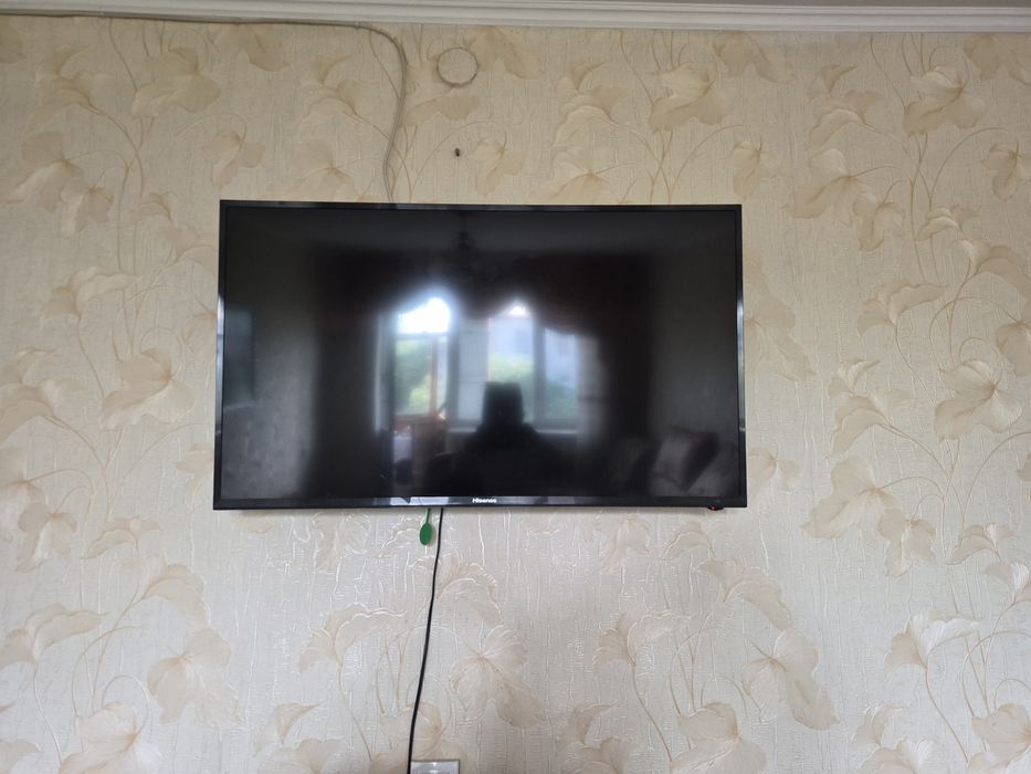 Продам телевизор Hisense
