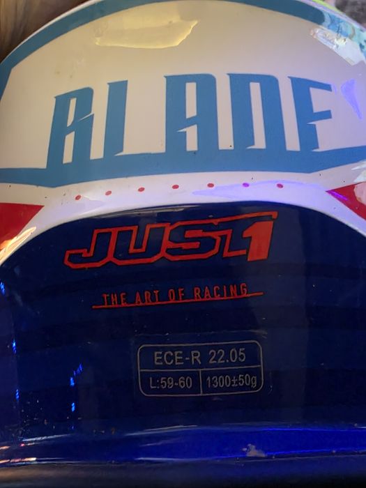 Just 1 каска L 59-60