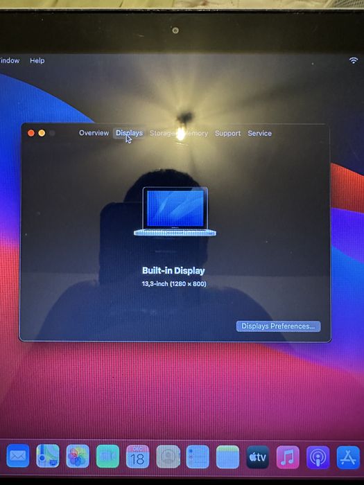 Macbook pro 2010 , plus unul pentru piese