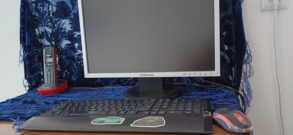 Компютер в комплекте.