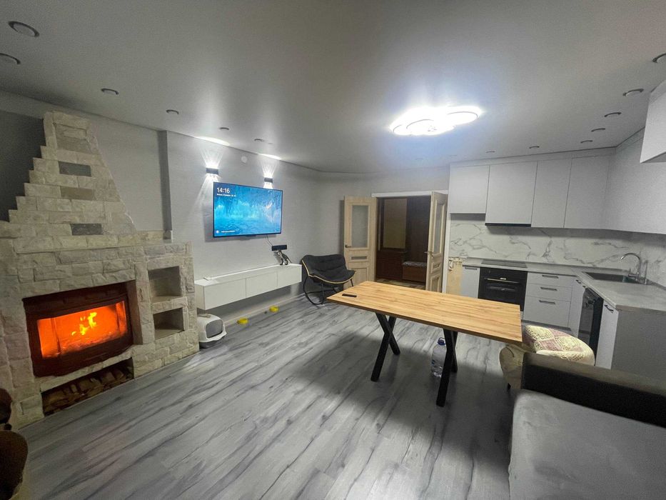 Продажа 2-этажного дома Военный Городок!