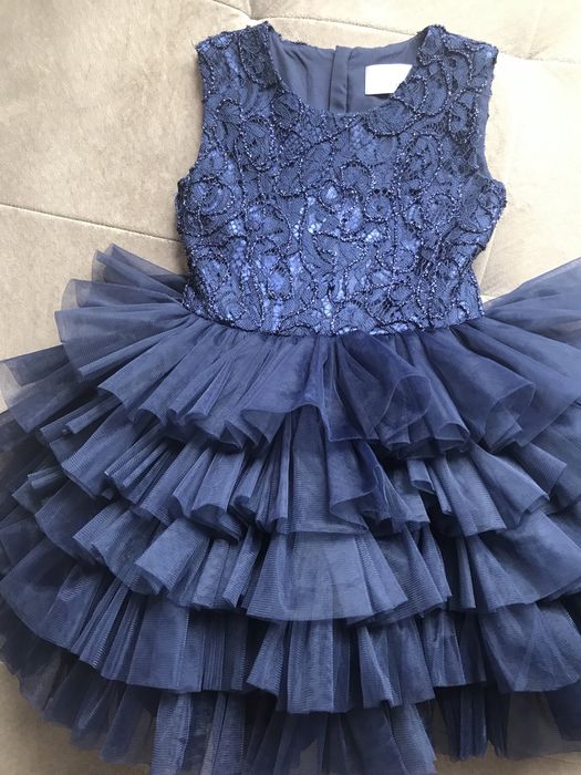 Налична ! Рокля Unique , 4-5 г.