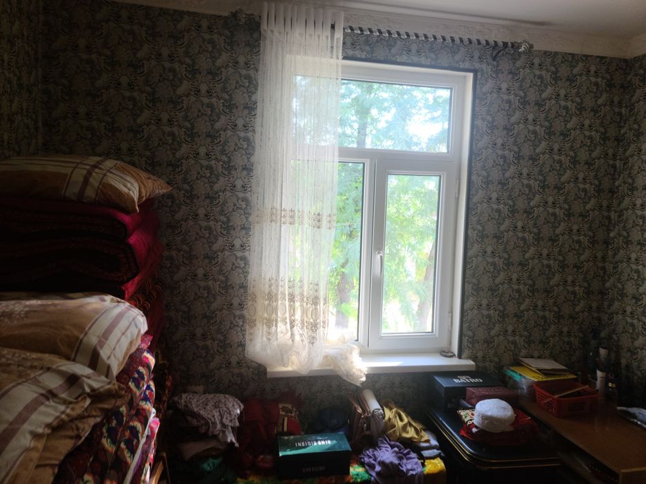 Уй сотилади 3 хона 62 кв/метр, Ломоносов мактабини олдида, келишилади