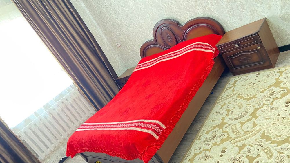 Продам спалный гарнитур за 150тысяч