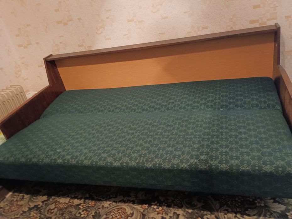 Диван с функция сън