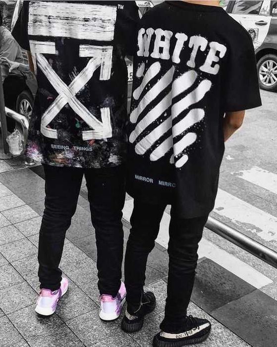 Off-White суичър (Hoodie) M-L размер