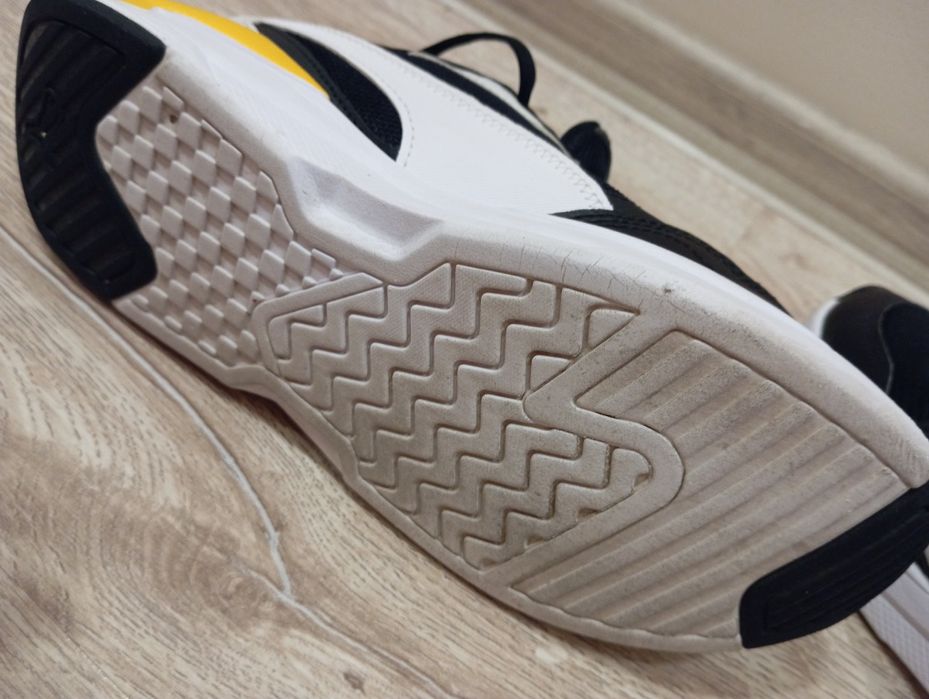 Маратонки дамски Пума X ray