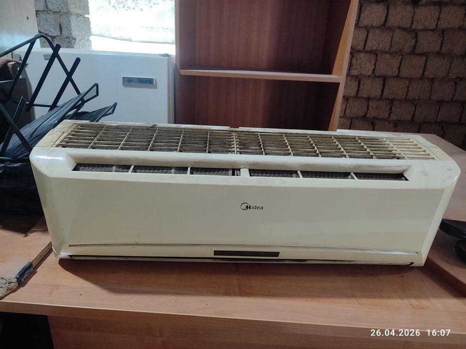 Кондиционер Midea 12.