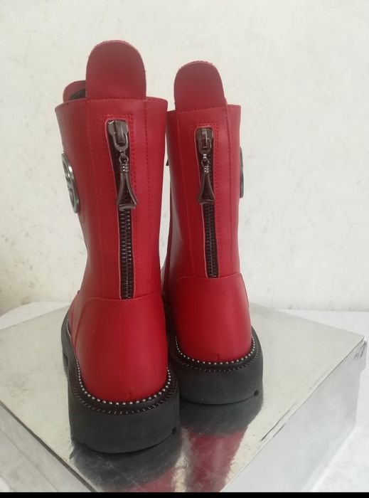 Полусапожки новые красивые