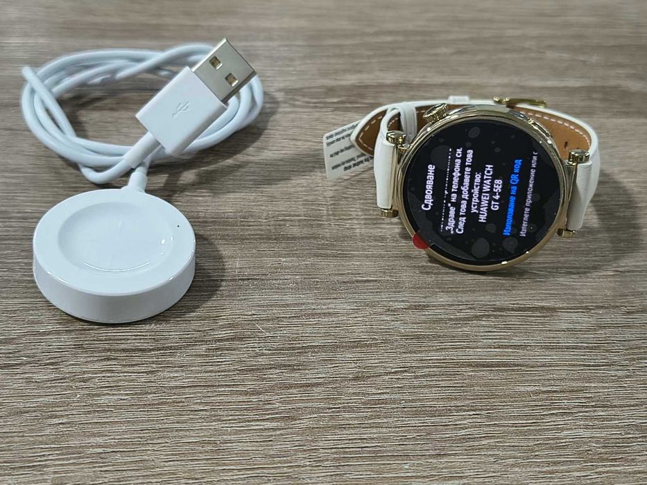 Смарт часовник Huawei GT4