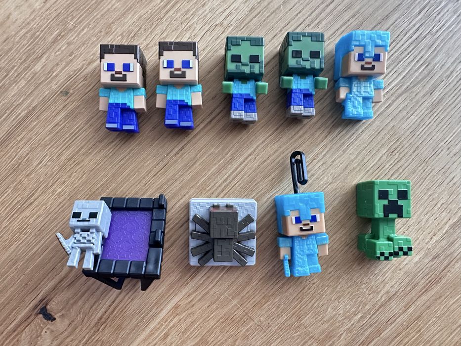 Игрушки kinder Minecraft