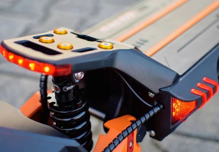 Trotineta electrica KUKIRIN G3 Pro noua sigilata 2400 W pliabila chie