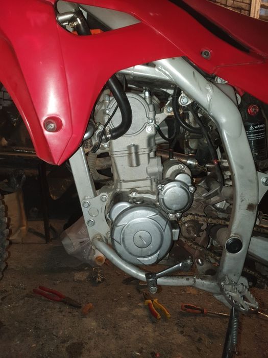 Продам   эндуро BNK 4, 250,