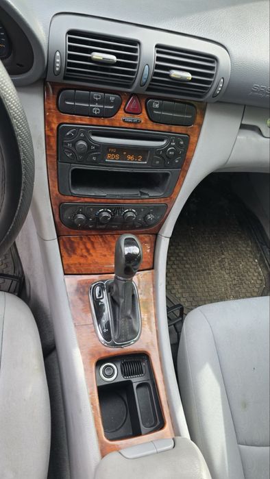 Мерцедес W 203 2.2 143кс на части