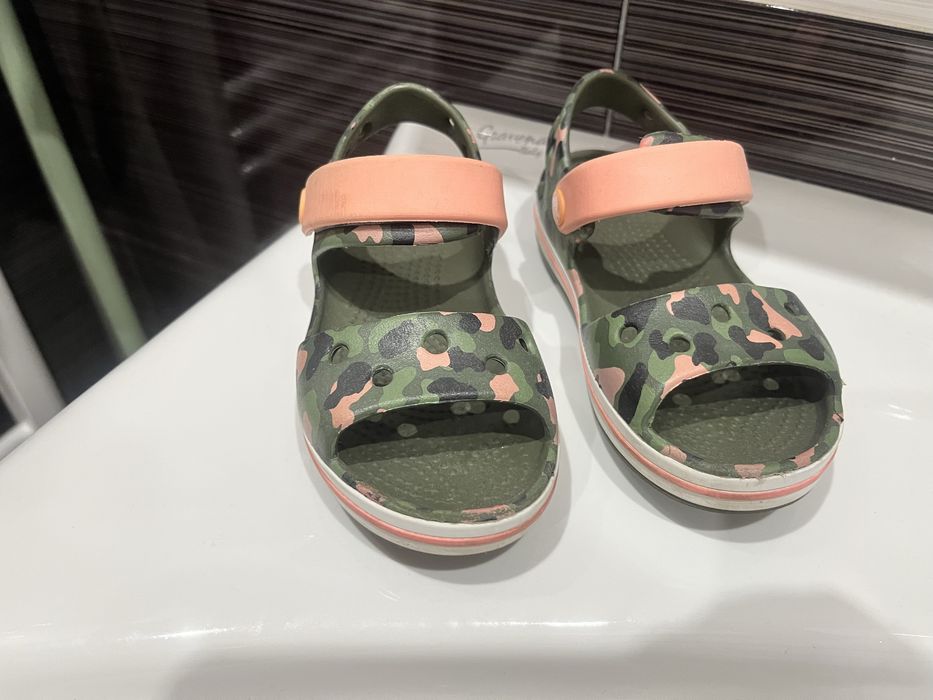 Crocs ДЕТСКИ САНДАЛИ  р. 25-26