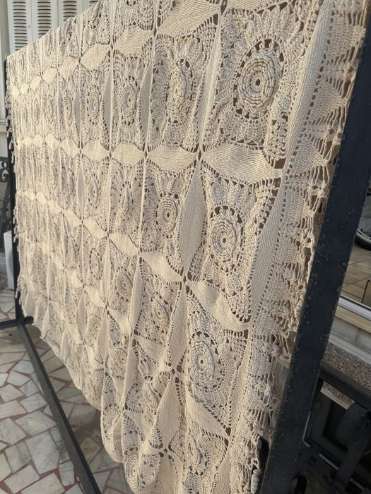 Fata de masa cuvertura macrame 100 de ani schimb