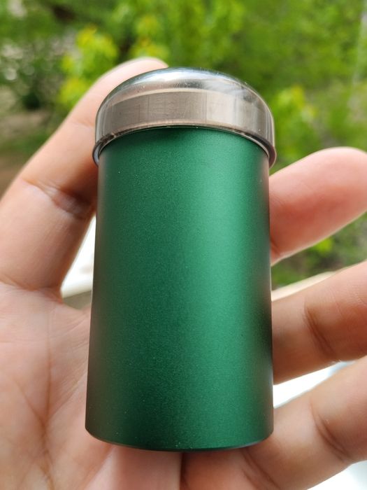 Мини электробритва.