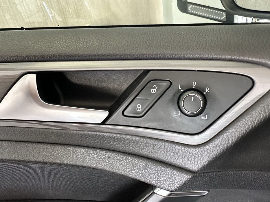 Vand Golf 7. 2016 Pret 7300 euro negociabil