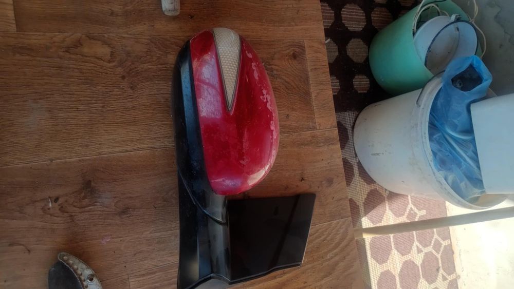 Огледалo ляво дясно  Honda Civic монтиране