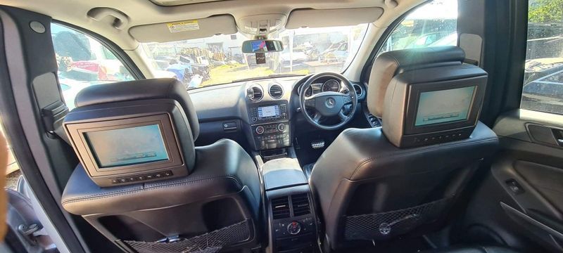 Mercedes ML 6,3 AMG на части W164